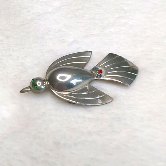 Coro Jewelry - Vintage Rare Coro Swallow Bird Brooche w/ Rhinestone Accents